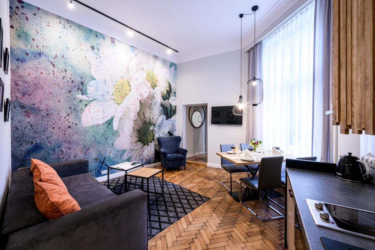 Arts Apartments - Krakow Old Town Eksteriør billede